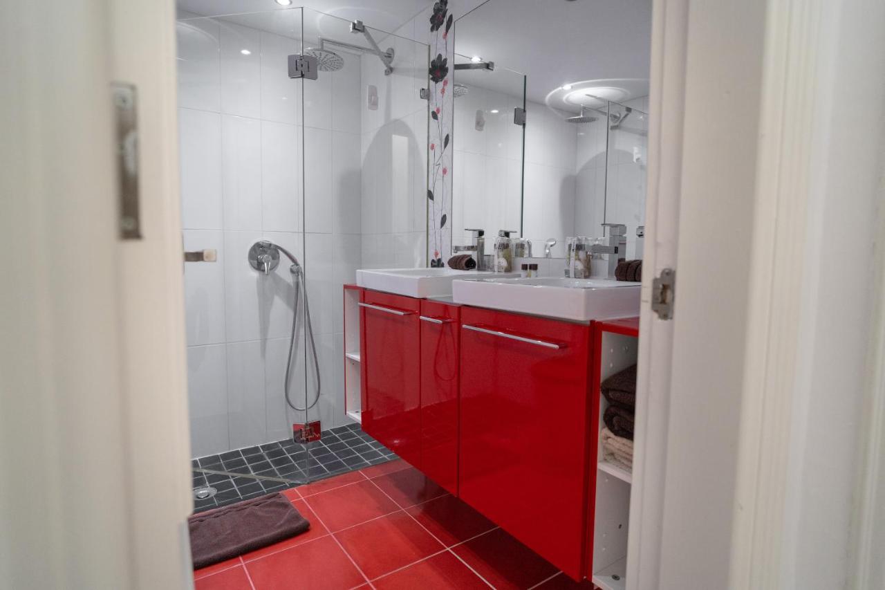 Directly In Puerto Banus, Apartment *